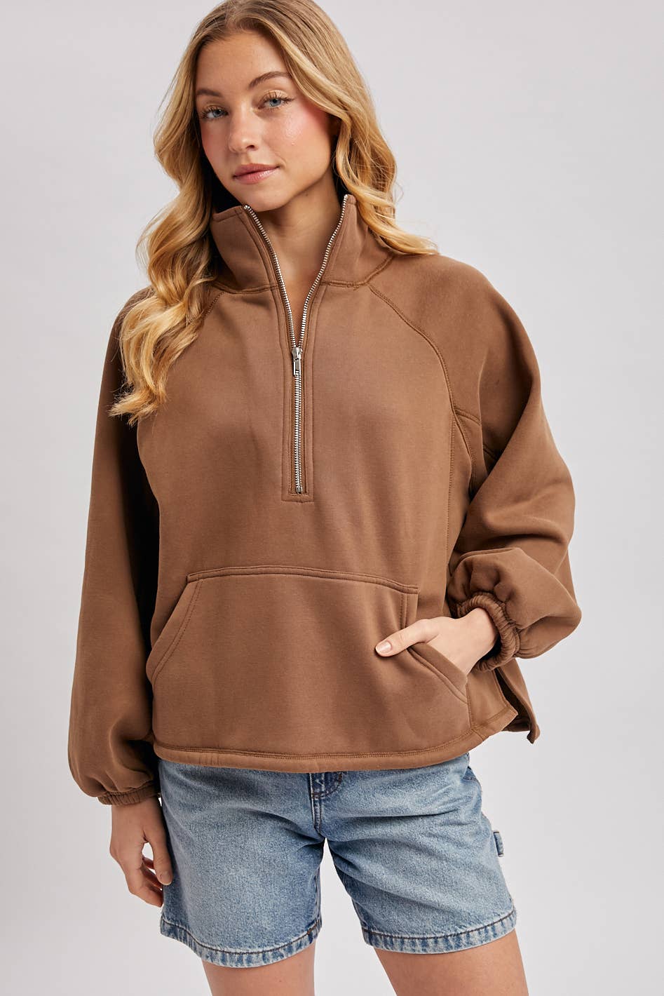 Boxy Half Zip Puller