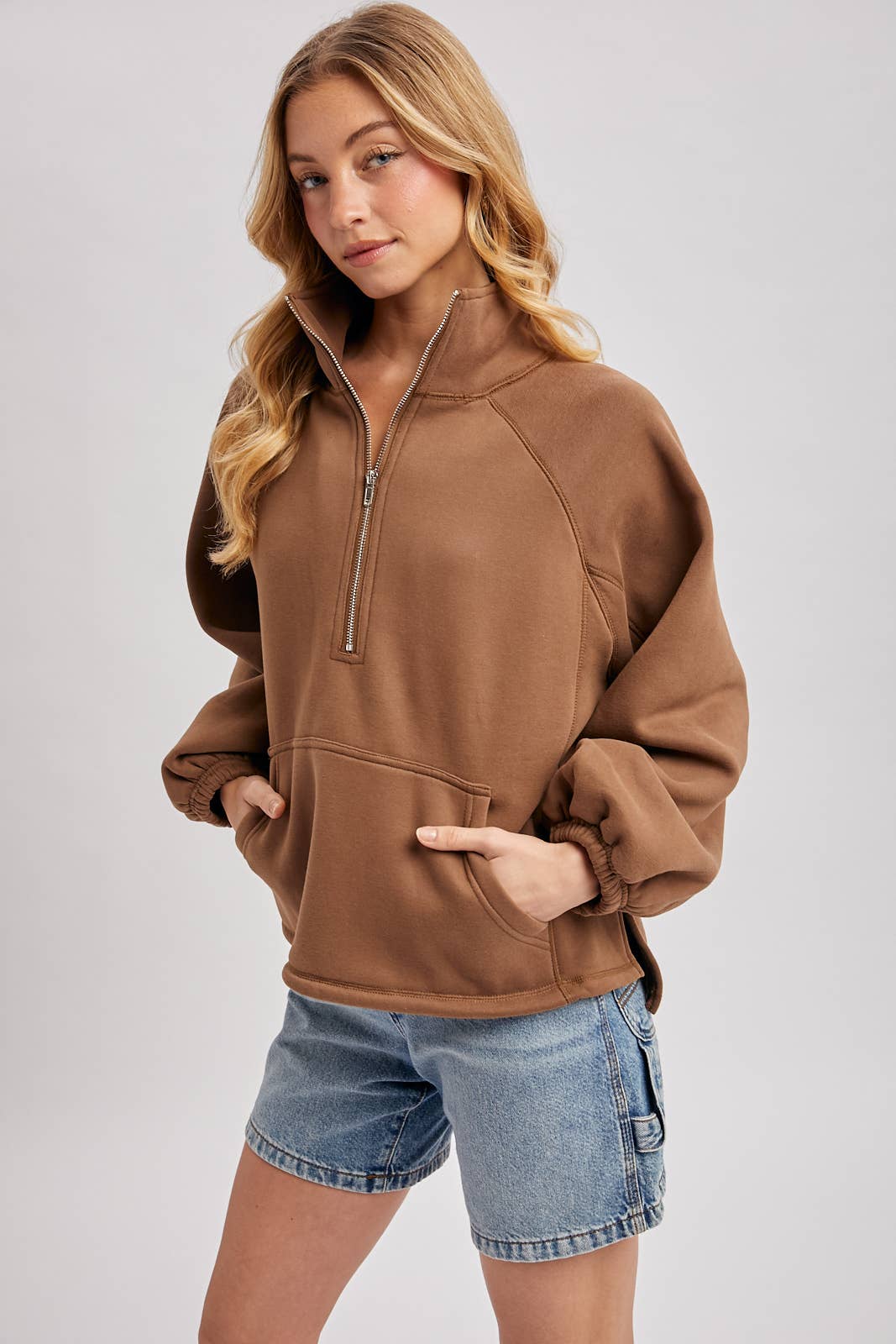 Boxy Half Zip Puller