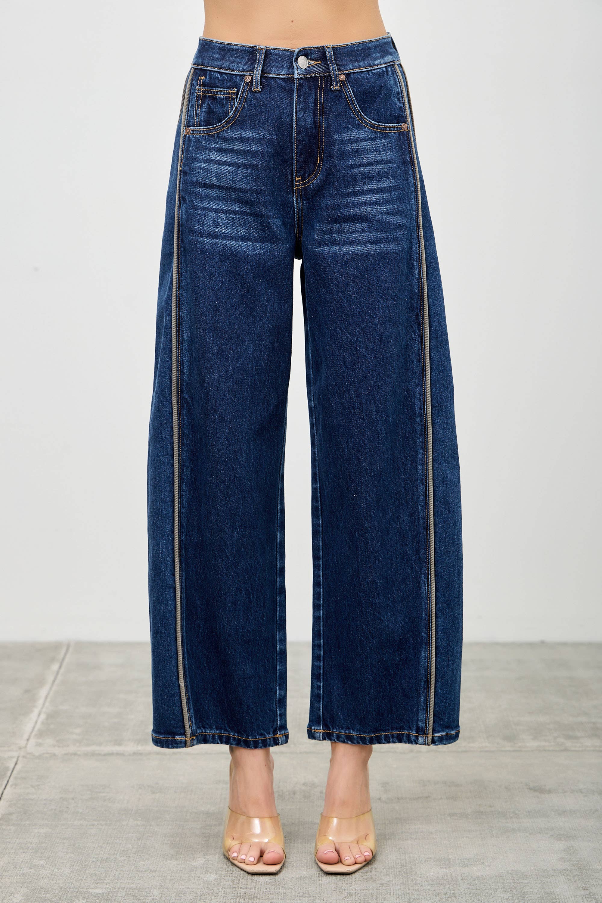 High Rise Barrel Jeans