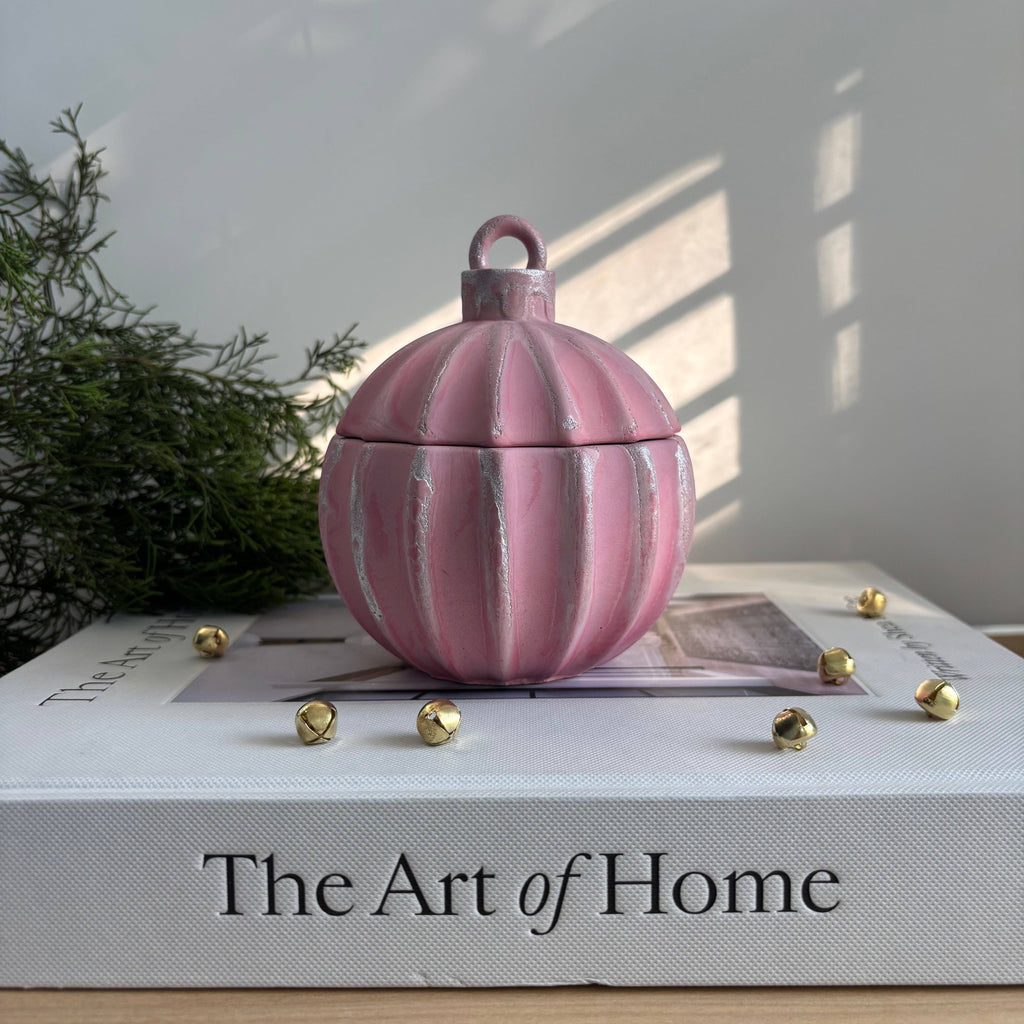 Aurora - Concrete Ornament Vessel