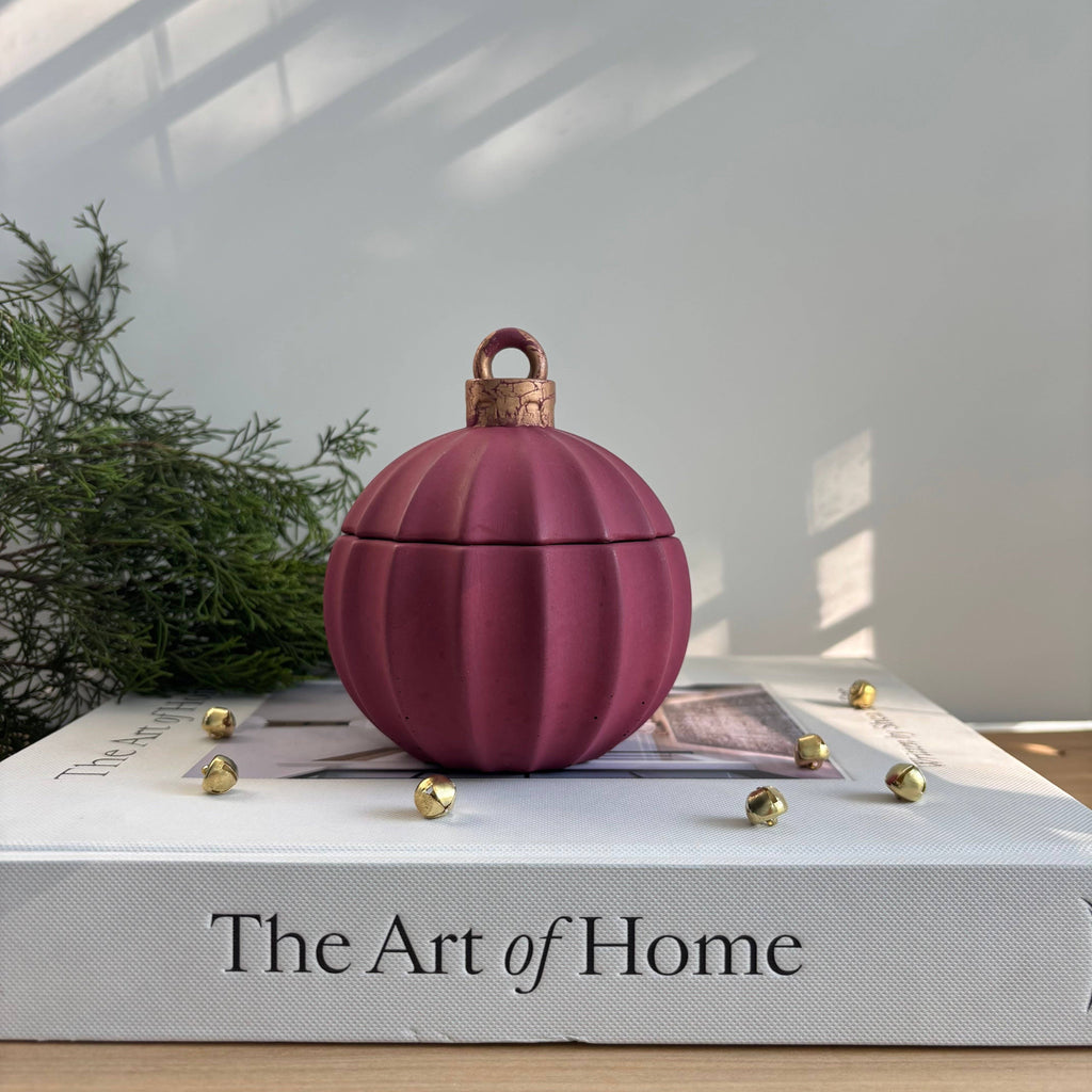 Aurora - Concrete Ornament Vessel