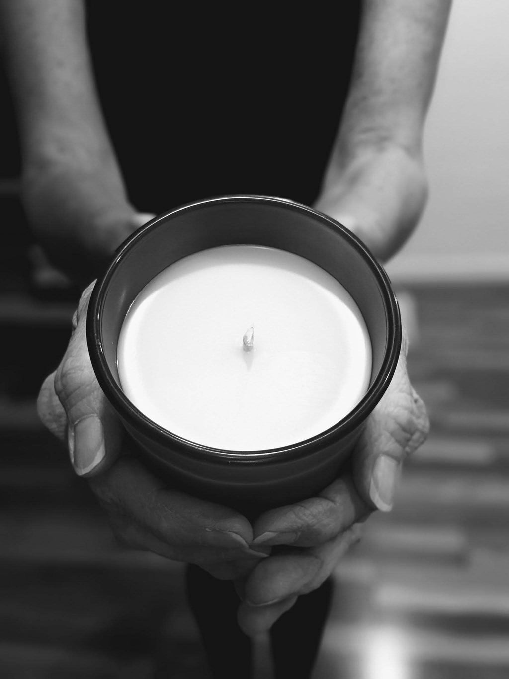 Soy Candle - Fraser Fir 9 oz. Frosted Amber Glass