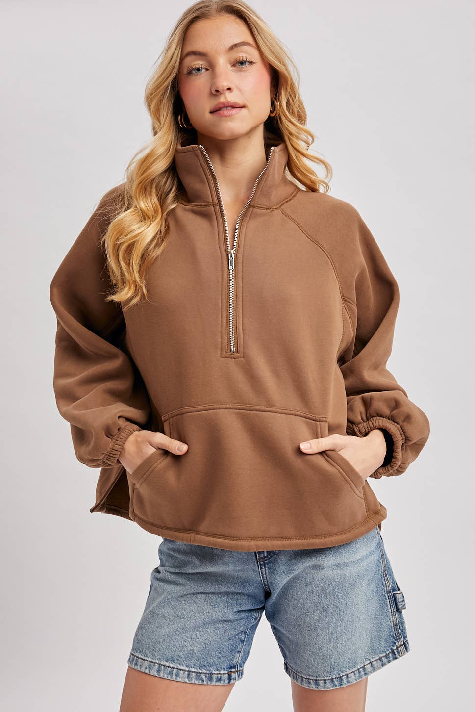 Boxy Half Zip Puller