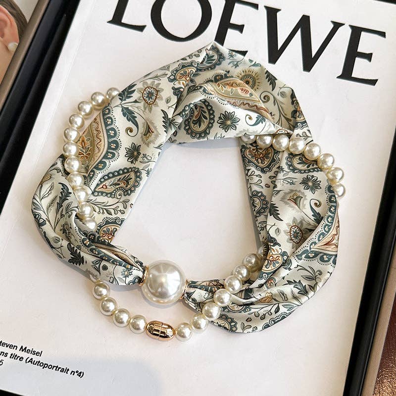 Magnetic Pearl Necklace Scarf
