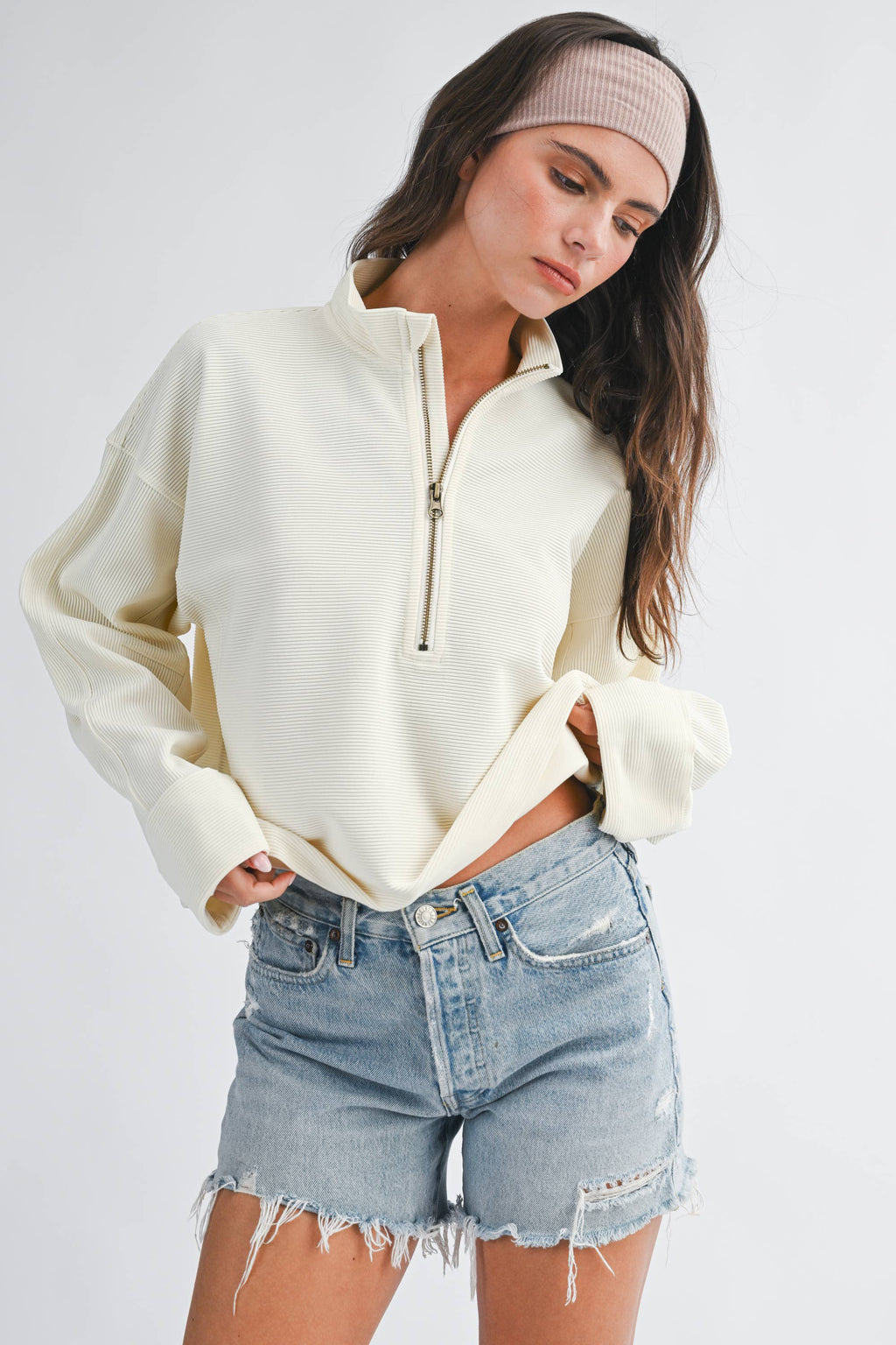 Ribbed Half Zip Cropped Pullover