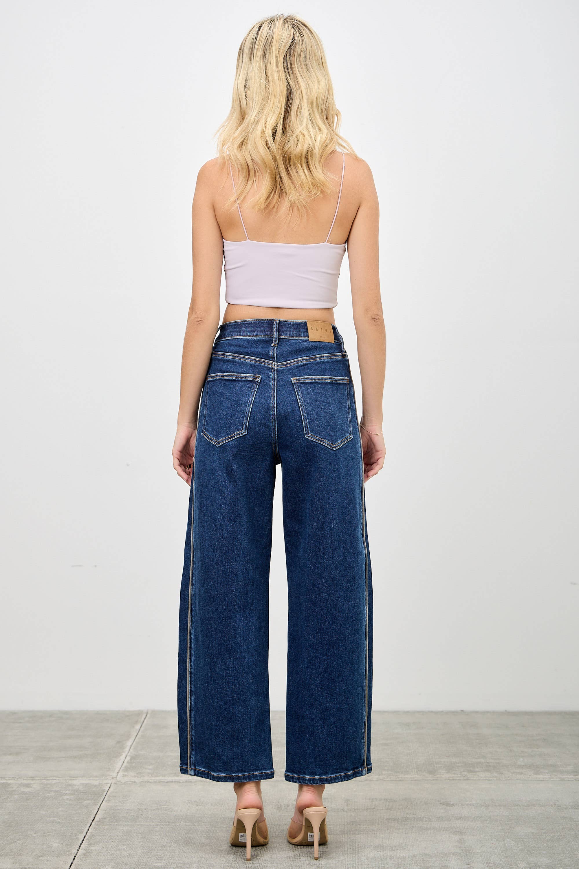High Rise Barrel Jeans