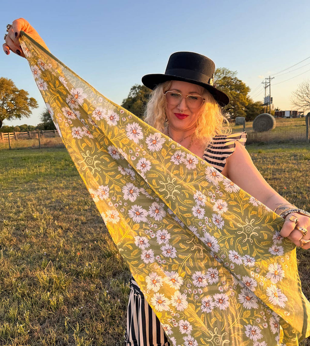 Clara 34" Wild Rag Bandana – Green & Purple