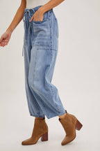 DRAWSTRINGS BARREL JEANS