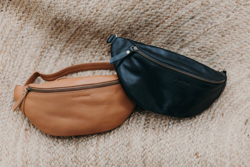 Indie Large Essential Leather Sling Bag