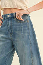 Loose Fit Cropped Denim