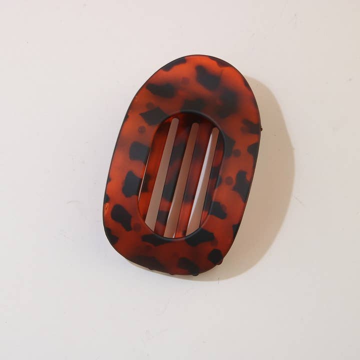 Matte Oval Claw Clip - Tortoise