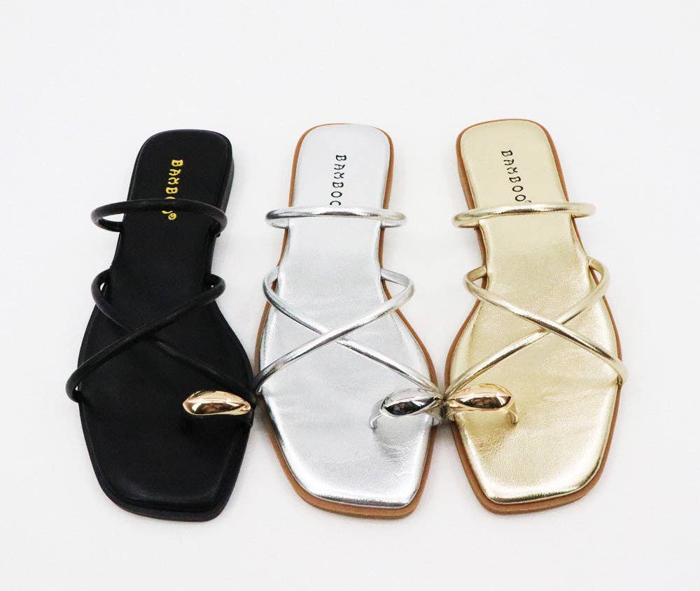 Crisscross Ring Toe Flat Sandals