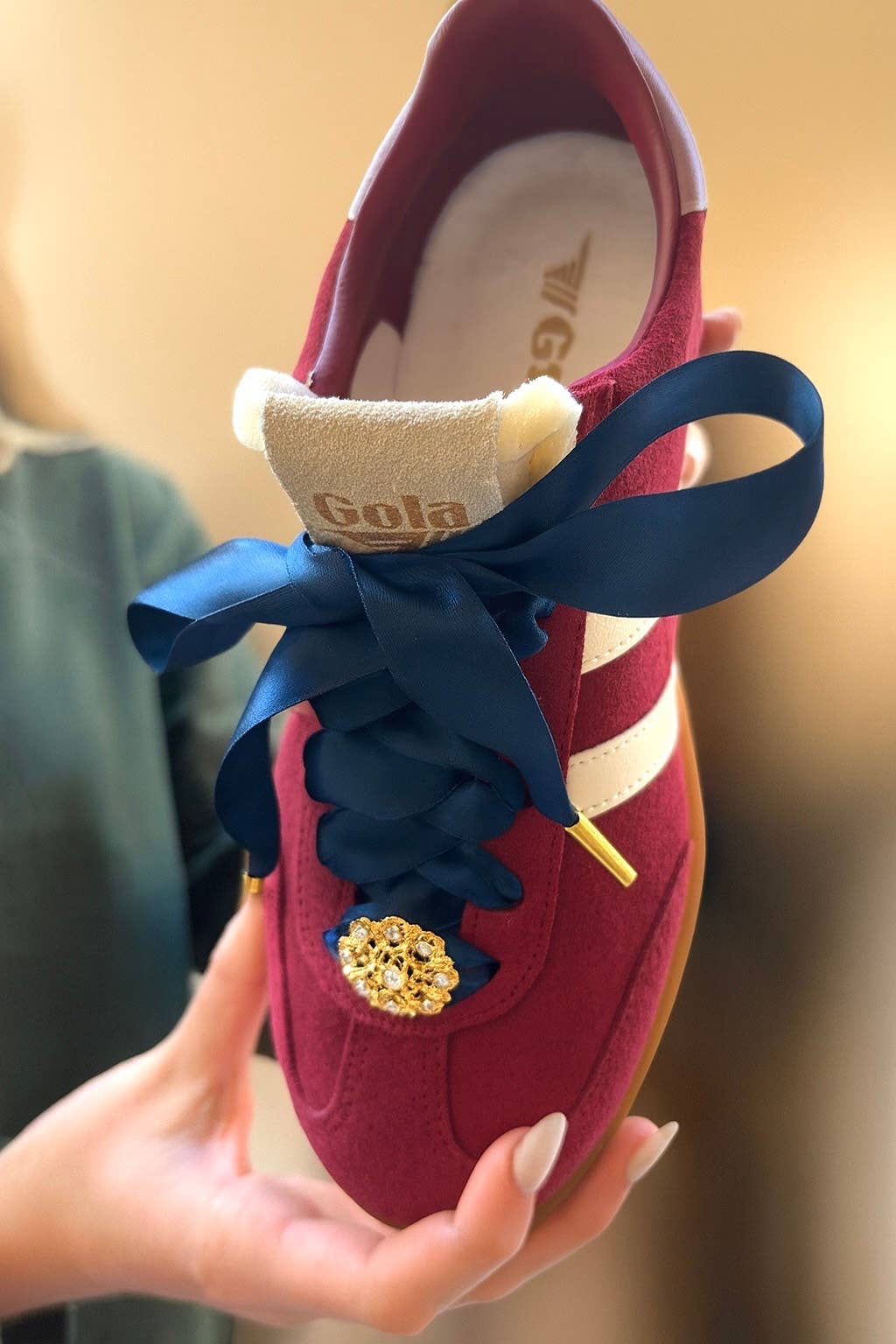 Luxe Kicks Ribbon Shoelaces with Rhinestone Brooch - Navy Crush