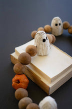 Ghost & Pumpkin Halloween Garland – 72-Inch
