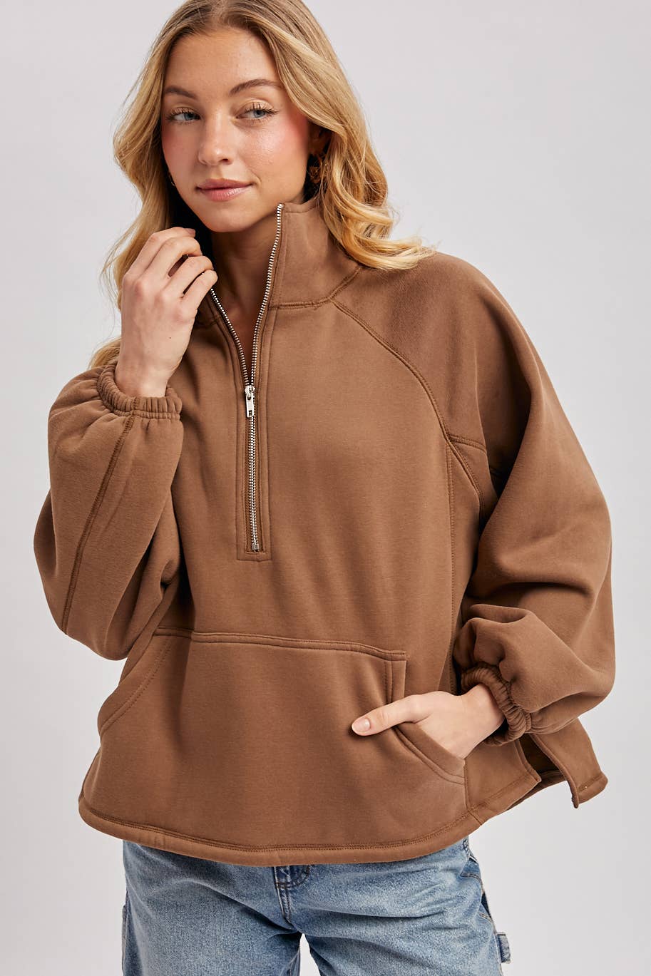 Boxy Half Zip Puller