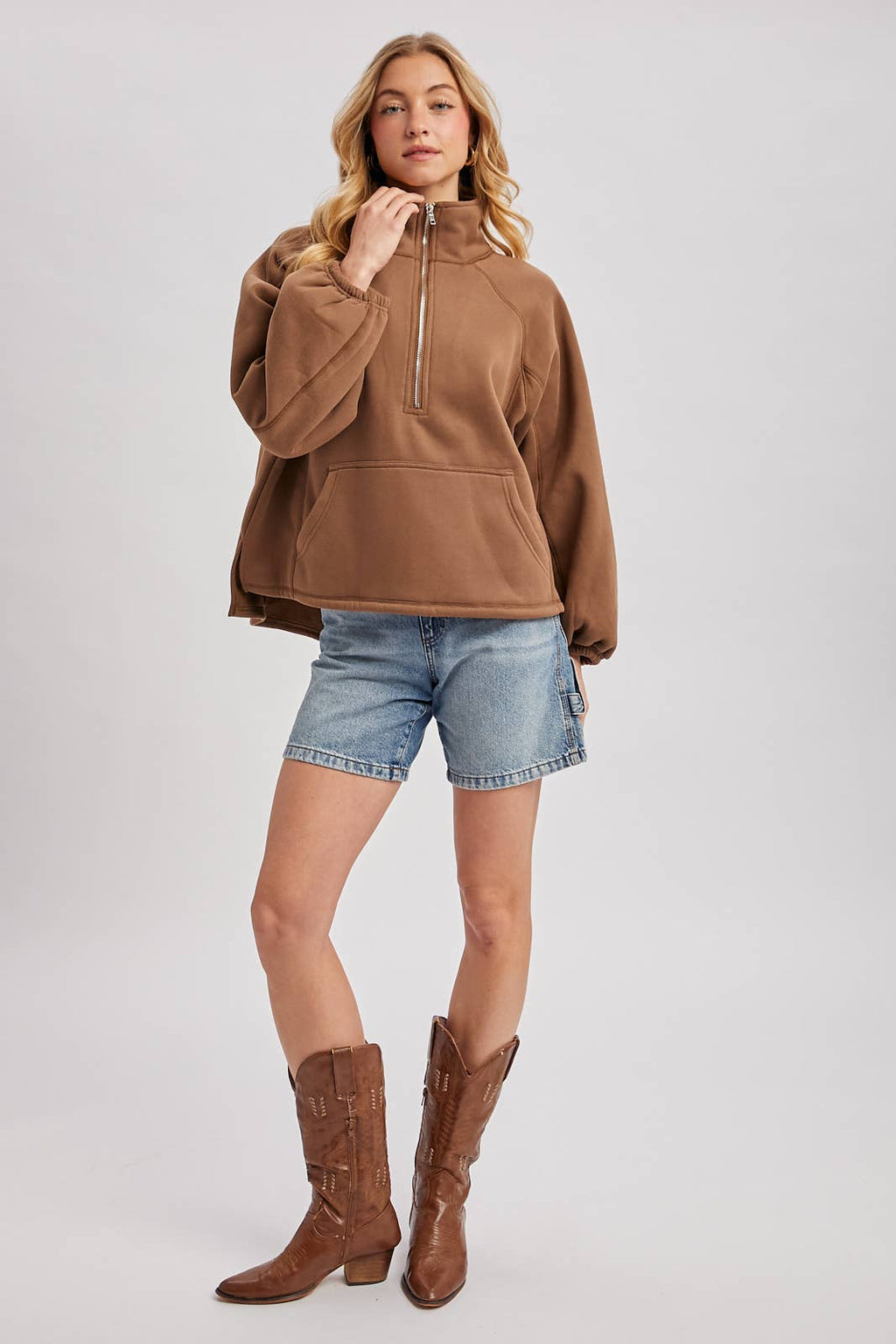 Boxy Half Zip Puller