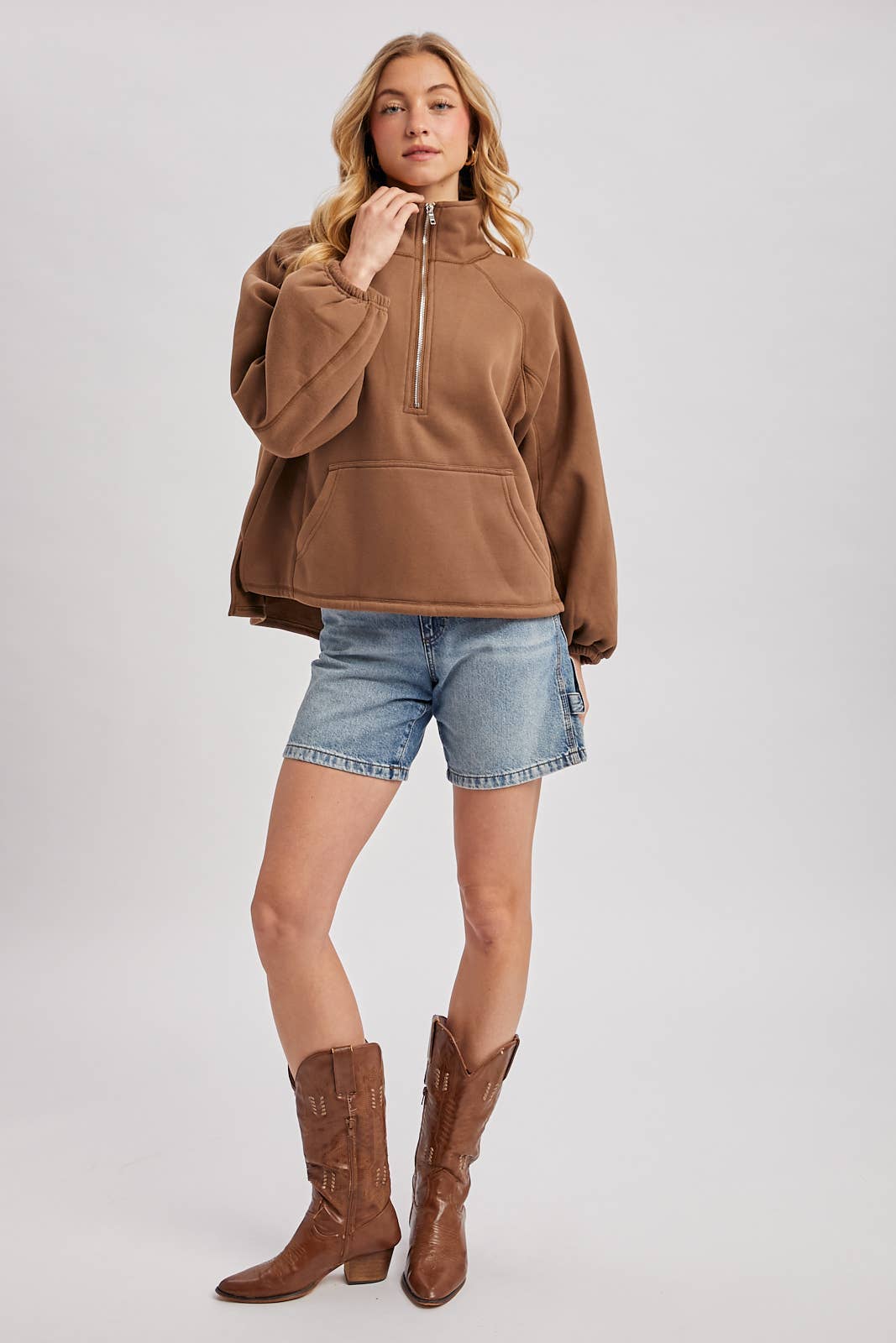 Boxy Half Zip Puller