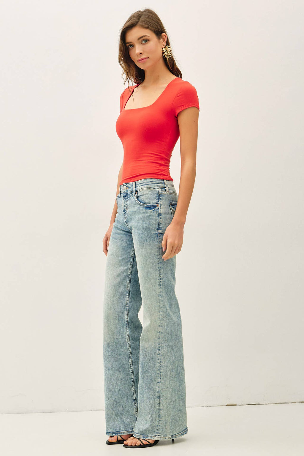 Women’s Square Neck Knit Tee