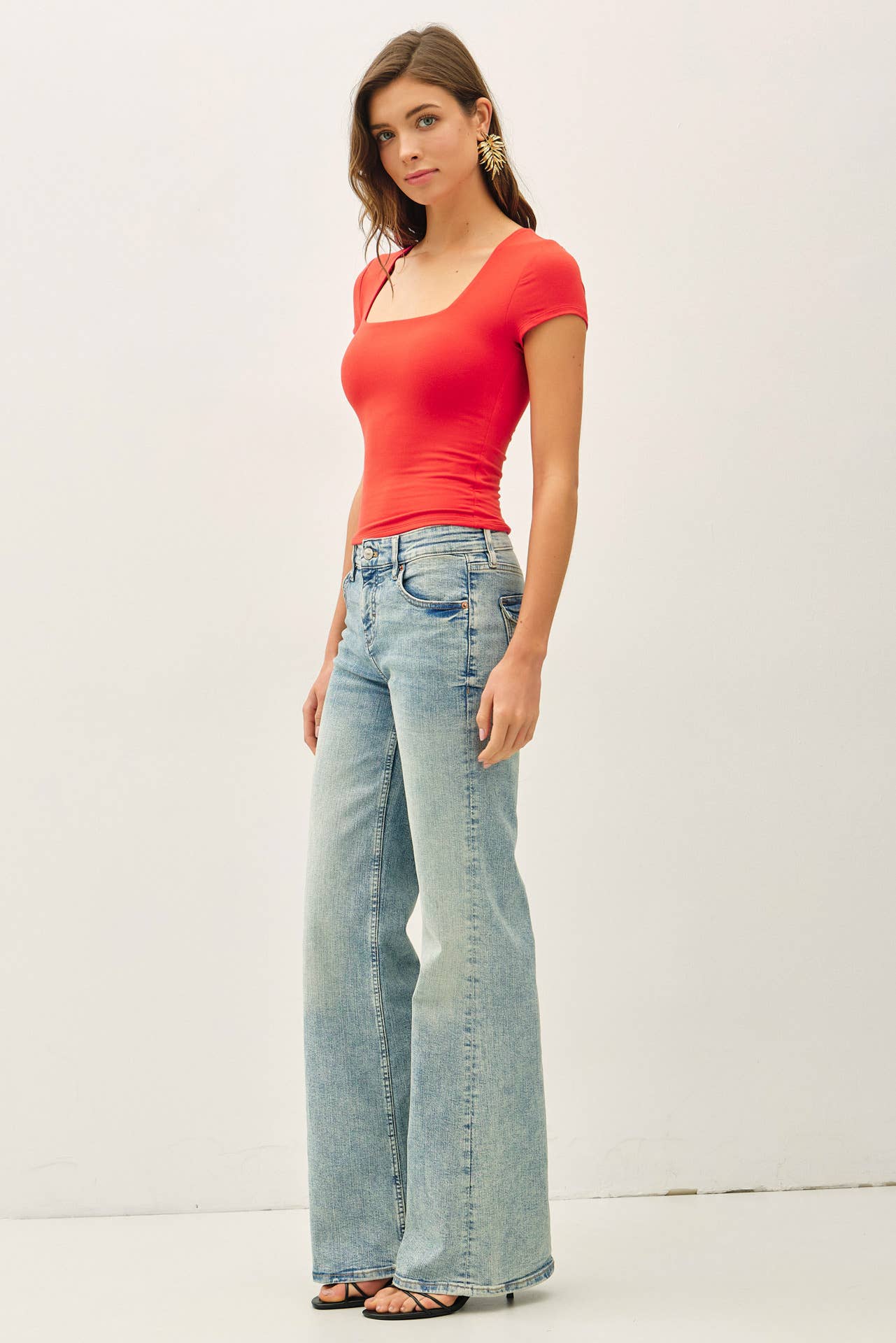 Women’s Square Neck Knit Tee