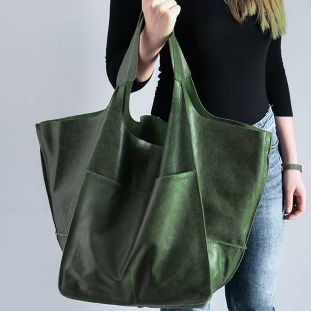 Vintage-Inspired Tote Bag